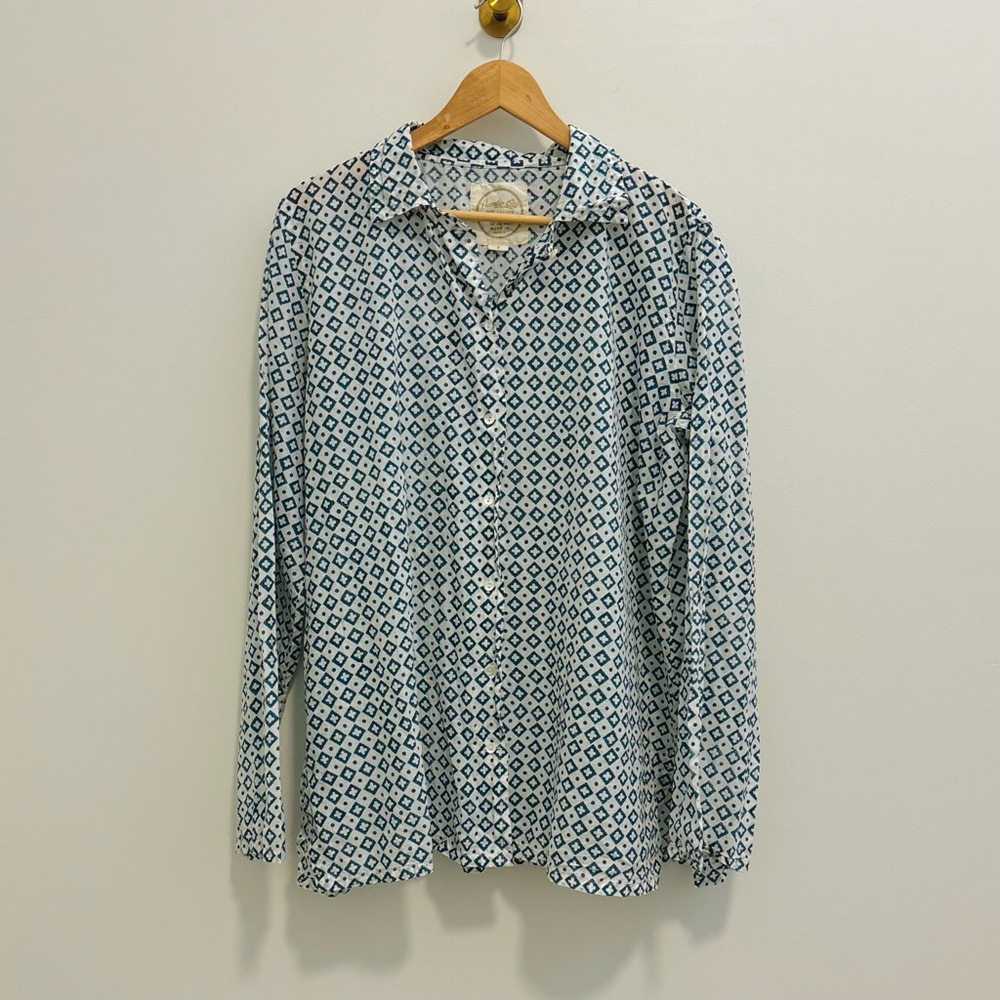 Auntie Oti Blue Button-Up Shirt - Picture 2 of 8